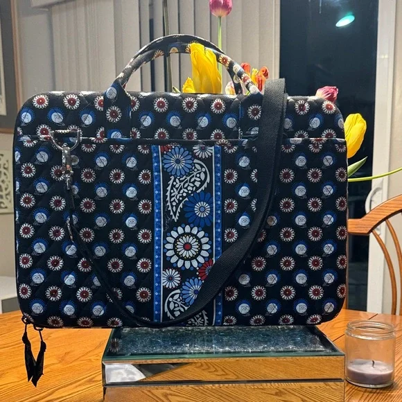 Vera Bradley Night Owl Laptop Hard Case - Picture 1 of 6